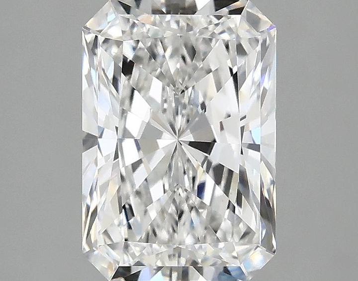 2.39 Carat Radiant Shaped Ideal Cut VS2 IGI Certified Lab Grown Diamond