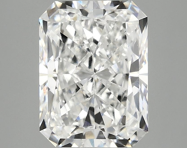 3.0 Carat Radiant Shaped Excellent Cut VS1 IGI Certified Lab Grown Diamond
