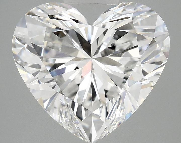 4.83 Carat Heart Shaped Ideal Cut VVS2 IGI Certified Lab Grown Diamond