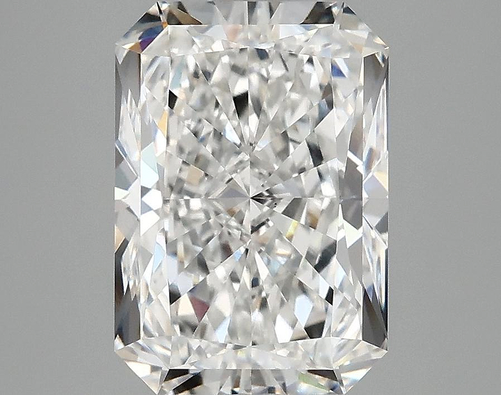 3.52 Carat Radiant Shaped Ideal Cut VS1 IGI Certified Lab Grown Diamond