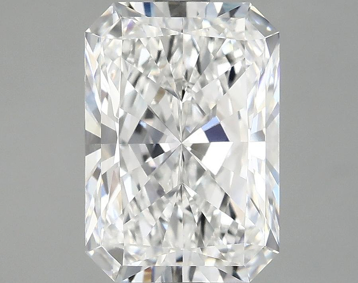 3.08 Carat Radiant Shaped Ideal Cut VVS2 IGI Certified Lab Grown Diamond