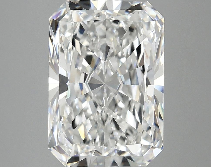 4.0 Carat Radiant Shaped Ideal Cut VVS2 IGI Certified Lab Grown Diamond