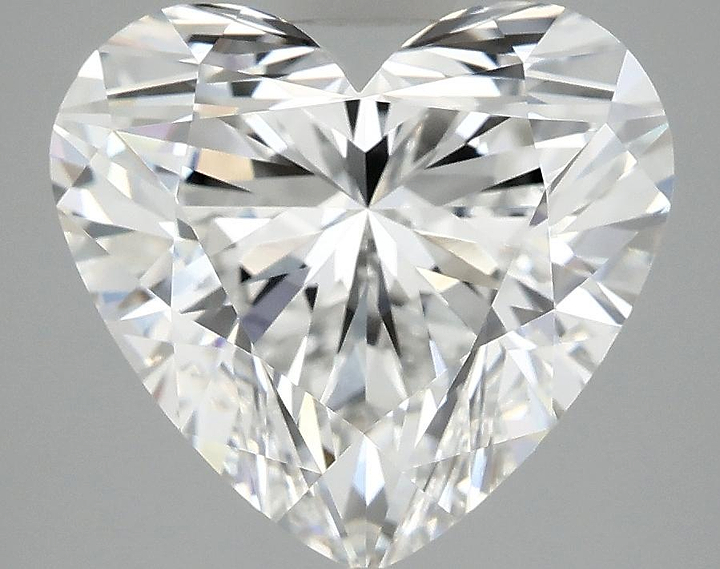 4.66 Carat Heart Shaped Ideal Cut VVS2 IGI Certified Lab Grown Diamond