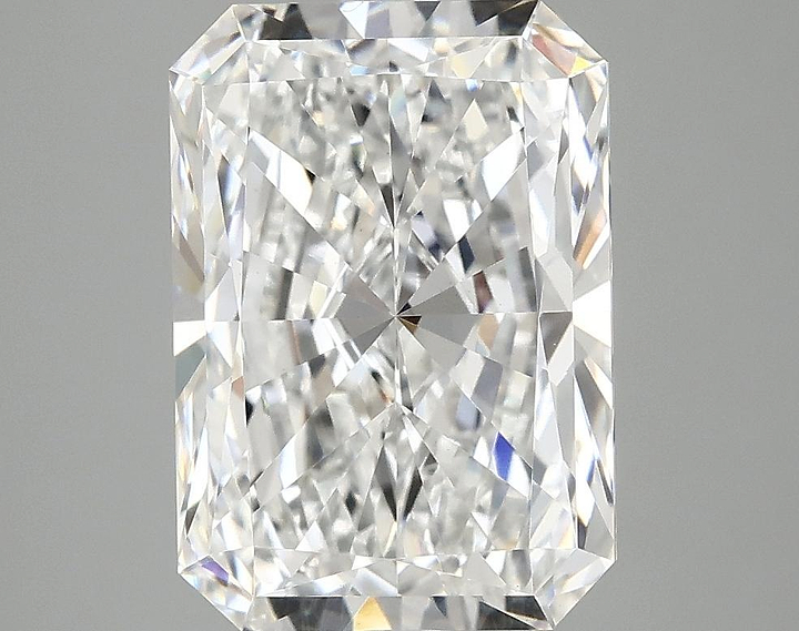 4.05 Carat Radiant Shaped Ideal Cut VS1 IGI Certified Lab Grown Diamond