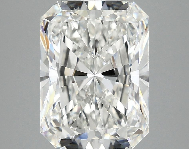 4.05 Carat Radiant Shaped Excellent Cut VS1 IGI Certified Lab Grown Diamond
