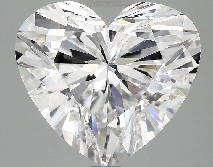 5.04 Carat Heart Shaped Ideal Cut VVS2 IGI Certified Lab Grown Diamond