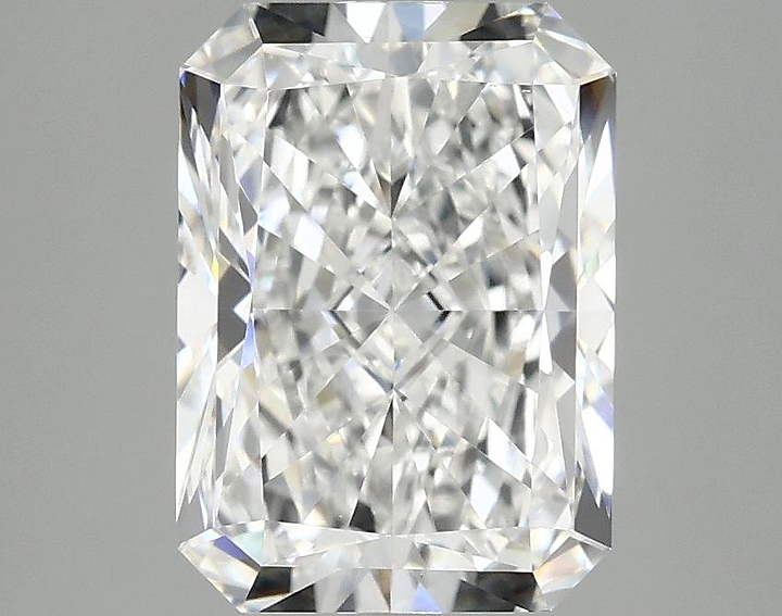 2.9 Carat Radiant Shaped Ideal Cut VS1 IGI Certified Lab Grown Diamond