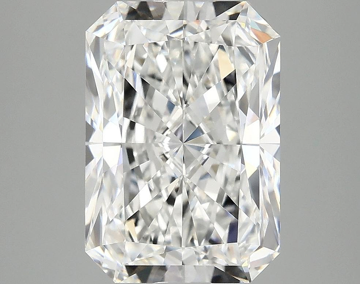 3.9 Carat Radiant Shaped Ideal Cut VVS2 IGI Certified Lab Grown Diamond
