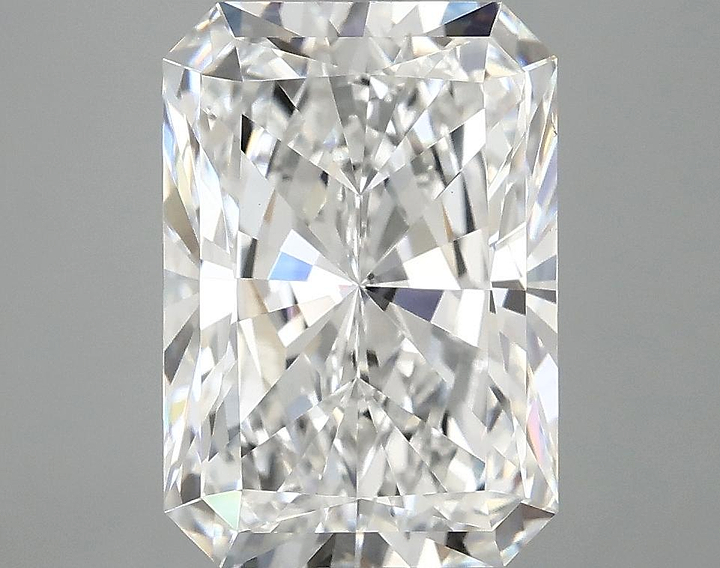 4.09 Carat Radiant Shaped Ideal Cut VVS2 IGI Certified Lab Grown Diamond