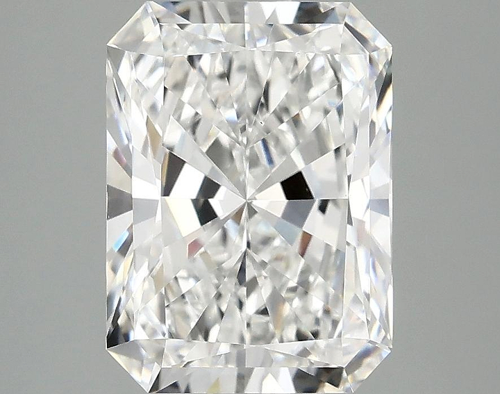 3.08 Carat Radiant Shaped Excellent Cut VS1 IGI Certified Lab Grown Diamond
