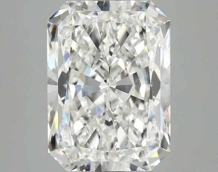 4.03 Carat Radiant Shaped Excellent Cut VVS2 IGI Certified Lab Grown Diamond