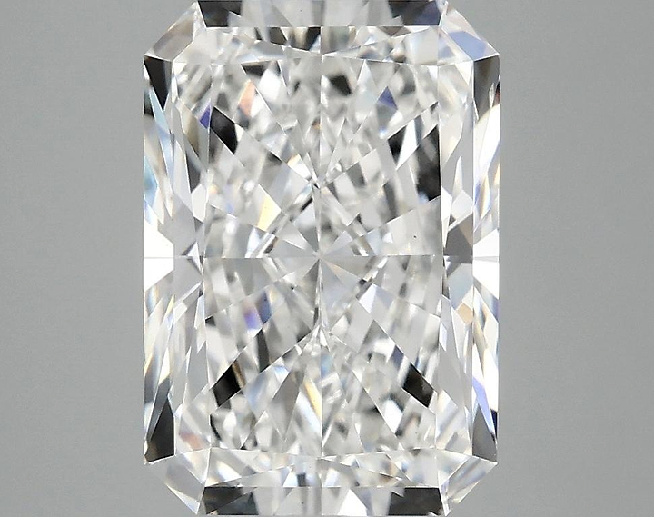 4.01 Carat Radiant Shaped Ideal Cut VS1 IGI Certified Lab Grown Diamond