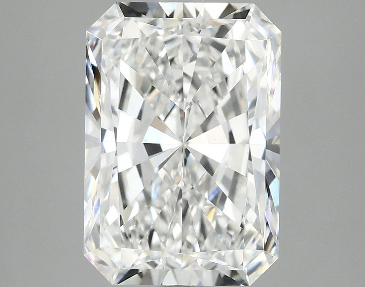 4.04 Carat Radiant Shaped Ideal Cut VVS2 IGI Certified Lab Grown Diamond