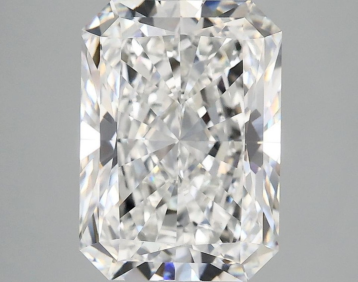 4.19 Carat Radiant Shaped Ideal Cut VVS2 IGI Certified Lab Grown Diamond