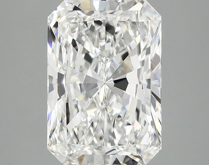 3.04 Carat Radiant Shaped Ideal Cut VVS2 IGI Certified Lab Grown Diamond