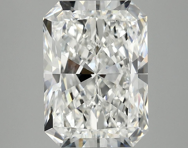 4.04 Carat Radiant Shaped Ideal Cut VVS2 IGI Certified Lab Grown Diamond