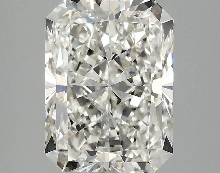 3.02 Carat Radiant Shaped Excellent Cut VVS2 IGI Certified Lab Grown Diamond