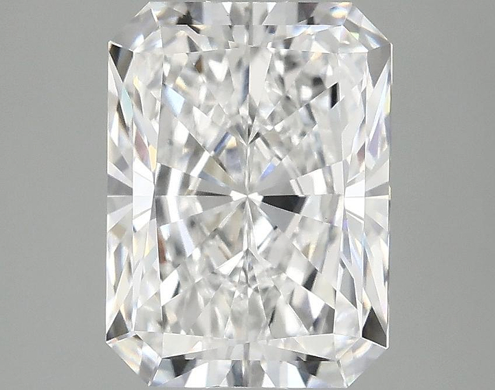 3.03 Carat Radiant Shaped Excellent Cut VVS2 IGI Certified Lab Grown Diamond