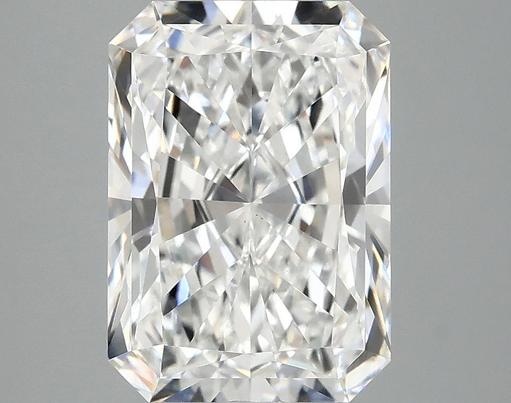 4.19 Carat Radiant Shaped Ideal Cut VS1 IGI Certified Lab Grown Diamond