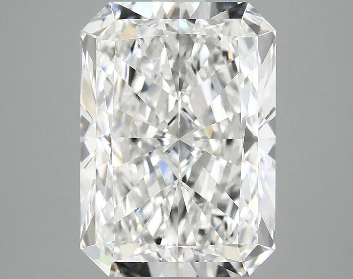 3.96 Carat Radiant Shaped Ideal Cut VS1 IGI Certified Lab Grown Diamond