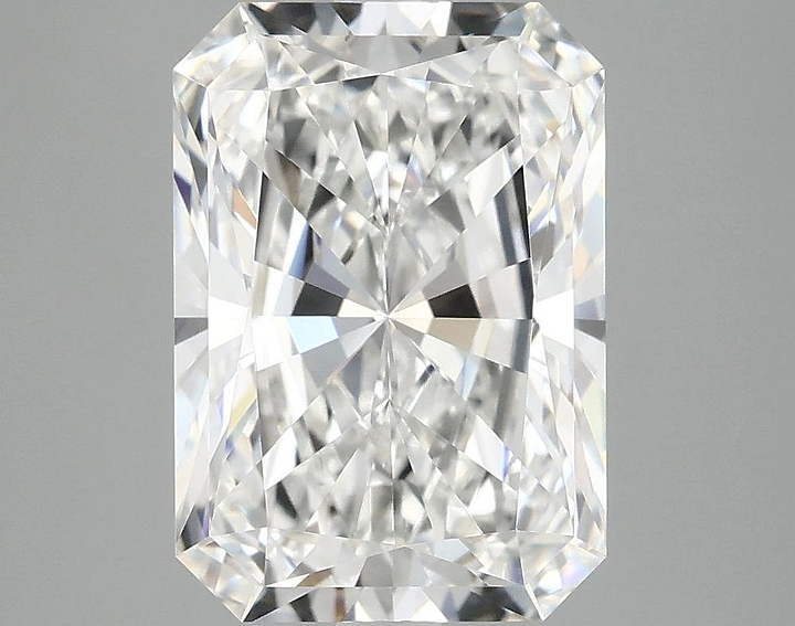 4.19 Carat Radiant Shaped Ideal Cut VVS2 IGI Certified Lab Grown Diamond