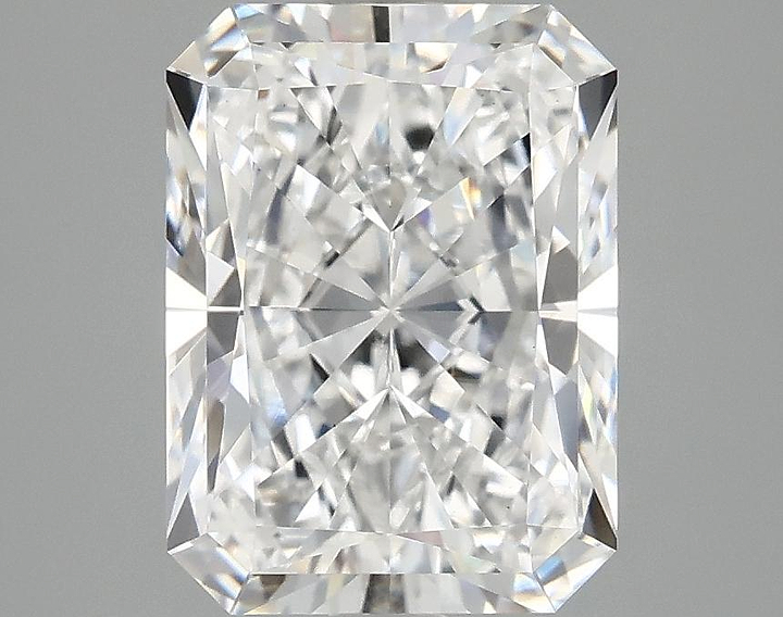 2.88 Carat Radiant Shaped Excellent Cut VS1 IGI Certified Lab Grown Diamond