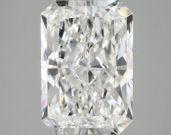 3.0 Carat Radiant Shaped Ideal Cut VS2 IGI Certified Lab Grown Diamond