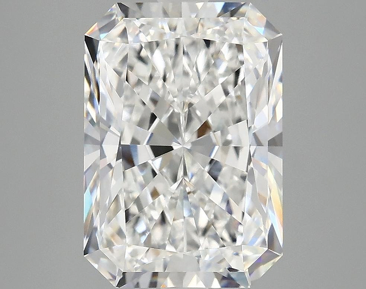 4.17 Carat Radiant Shaped Ideal Cut VVS2 IGI Certified Lab Grown Diamond