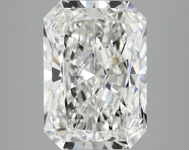 3.01 Carat Radiant Shaped Ideal Cut VVS2 IGI Certified Lab Grown Diamond