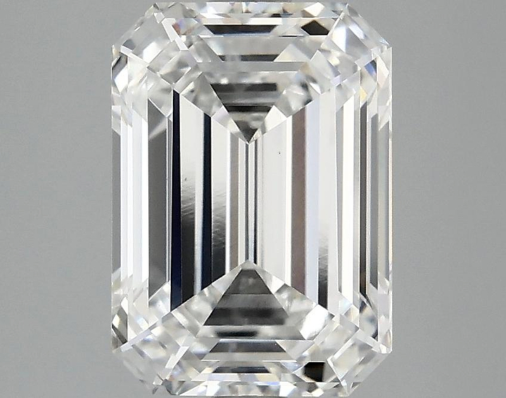 3.08 Carat Emerald Shaped Ideal Cut VS1 IGI Certified Lab Grown Diamond