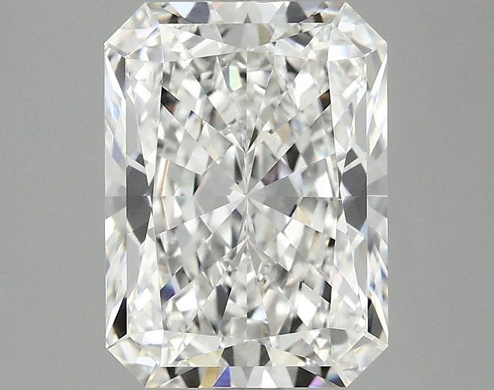 3.1 Carat Radiant Shaped Excellent Cut VVS2 IGI Certified Lab Grown Diamond