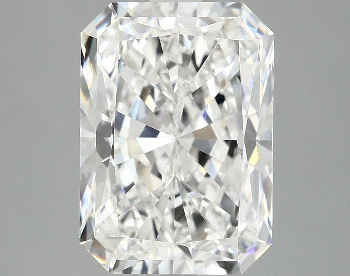 4.0 Carat Radiant Shaped Ideal Cut VS2 IGI Certified Lab Grown Diamond