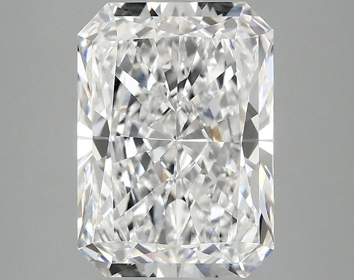 3.04 Carat Radiant Shaped Ideal Cut VVS2 IGI Certified Lab Grown Diamond