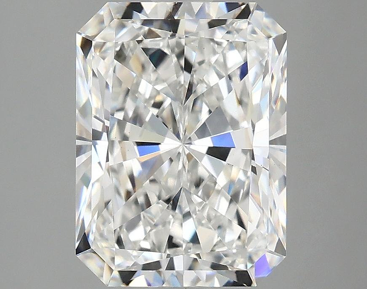 3.09 Carat Radiant Shaped Excellent Cut VS1 IGI Certified Lab Grown Diamond