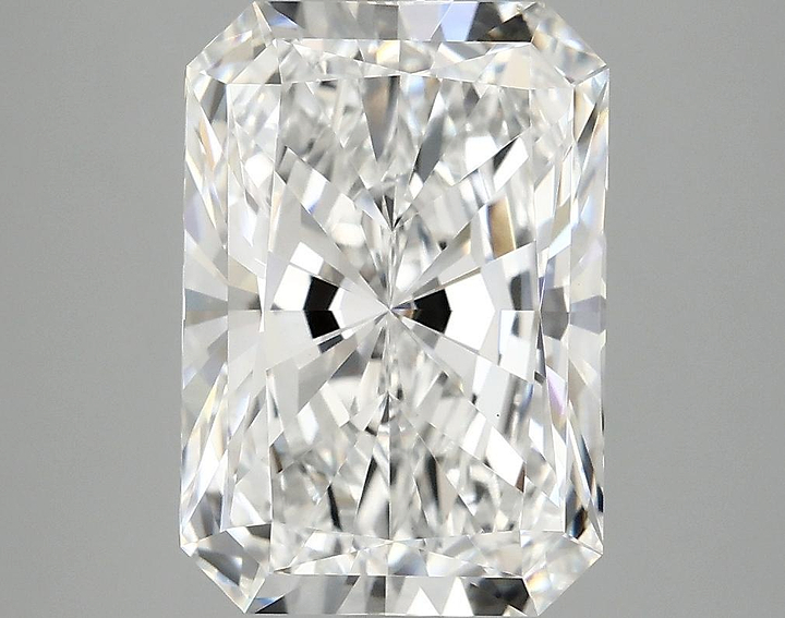 4.25 Carat Radiant Shaped Ideal Cut VS1 IGI Certified Lab Grown Diamond