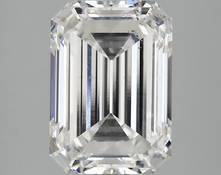 3.05 Carat Emerald Shaped Ideal Cut SI1 IGI Certified Lab Grown Diamond