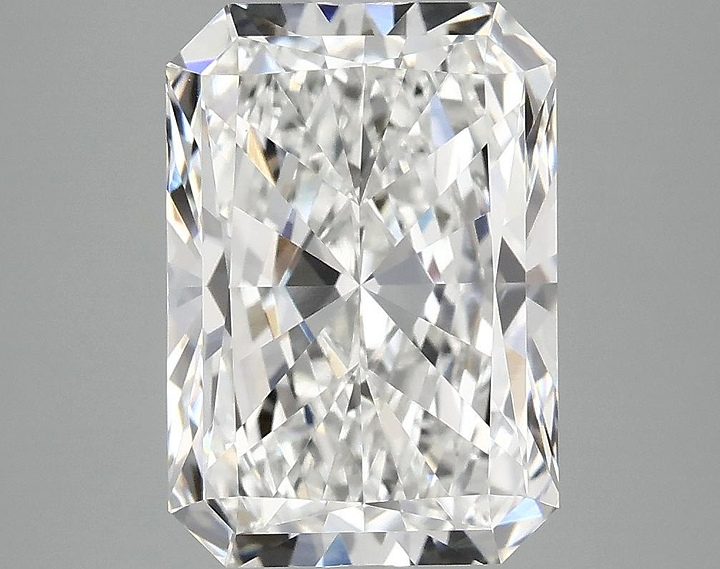 4.07 Carat Radiant Shaped Ideal Cut VVS2 IGI Certified Lab Grown Diamond