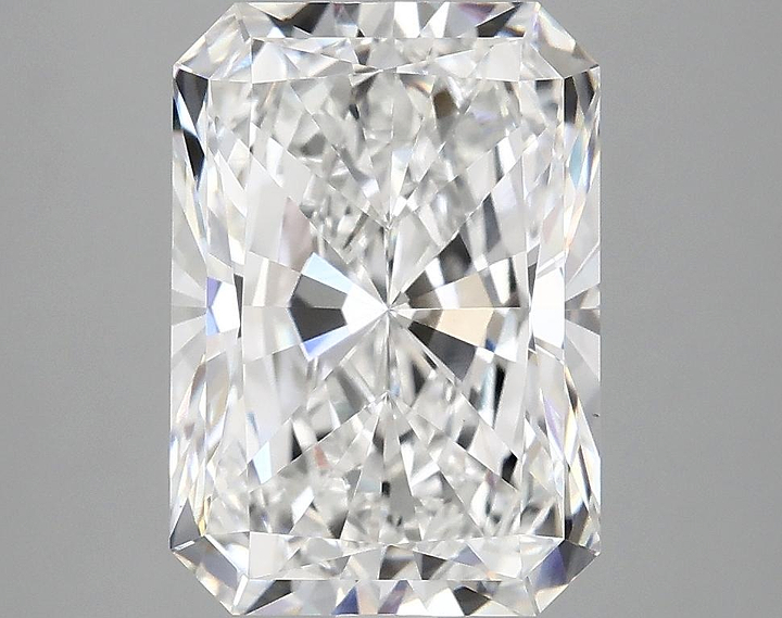 4.05 Carat Radiant Shaped Ideal Cut VVS2 IGI Certified Lab Grown Diamond