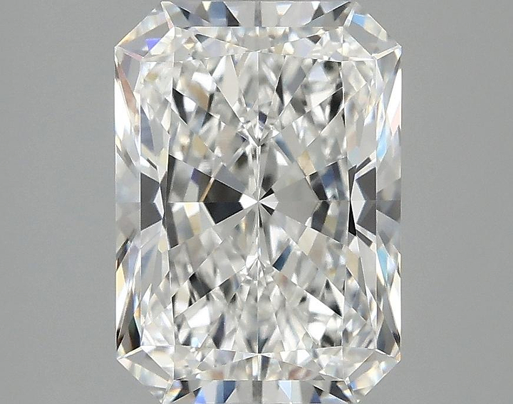 3.08 Carat Radiant Shaped Ideal Cut VVS2 IGI Certified Lab Grown Diamond