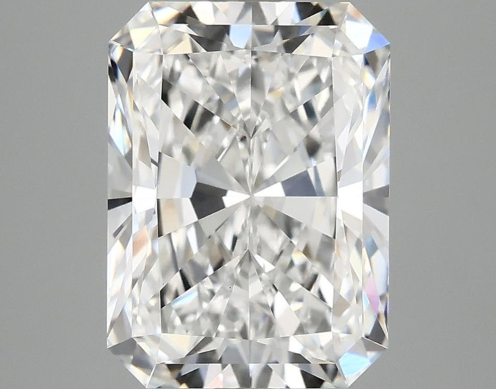 4.1 Carat Radiant Shaped Excellent Cut VVS2 IGI Certified Lab Grown Diamond