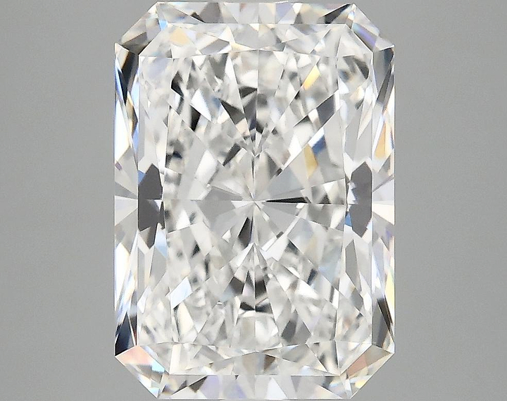 4.07 Carat Radiant Shaped Ideal Cut VVS2 IGI Certified Lab Grown Diamond