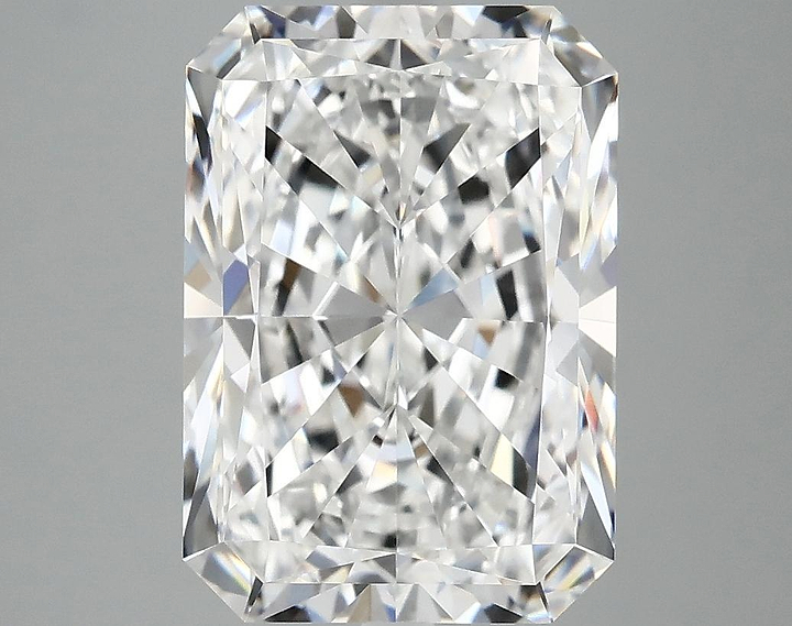 4.95 Carat Radiant Shaped Ideal Cut VVS2 IGI Certified Lab Grown Diamond