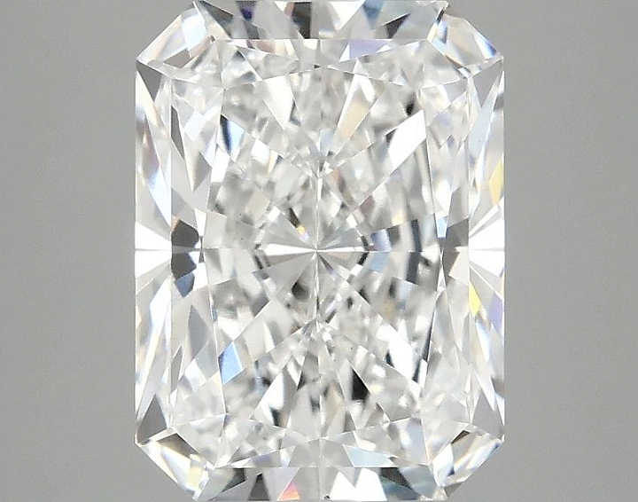 3.06 Carat Radiant Shaped Excellent Cut VS1 IGI Certified Lab Grown Diamond