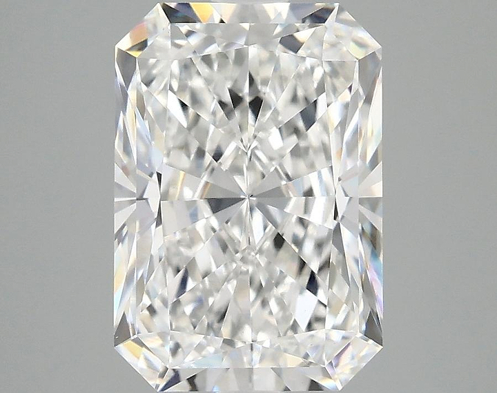 3.03 Carat Radiant Shaped Ideal Cut VVS2 IGI Certified Lab Grown Diamond