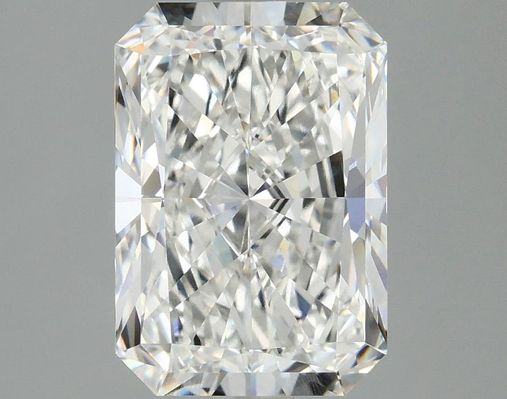 3.04 Carat Radiant Shaped Ideal Cut VVS2 IGI Certified Lab Grown Diamond