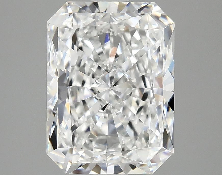 3.0 Carat Radiant Shaped Excellent Cut VVS2 IGI Certified Lab Grown Diamond