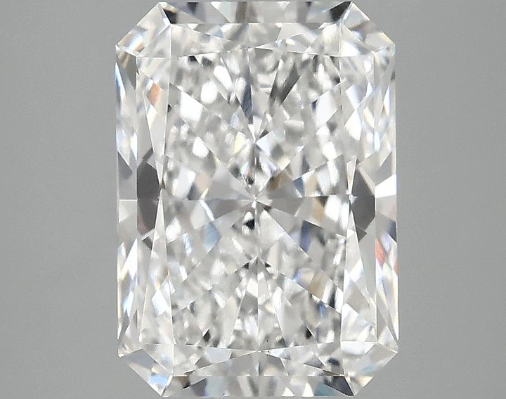 3.05 Carat Radiant Shaped Ideal Cut VS1 IGI Certified Lab Grown Diamond