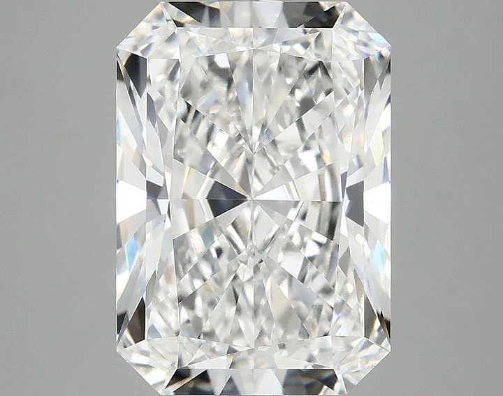 4.04 Carat Radiant Shaped Ideal Cut VVS2 IGI Certified Lab Grown Diamond