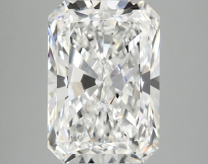 4.02 Carat Radiant Shaped Ideal Cut VVS2 IGI Certified Lab Grown Diamond