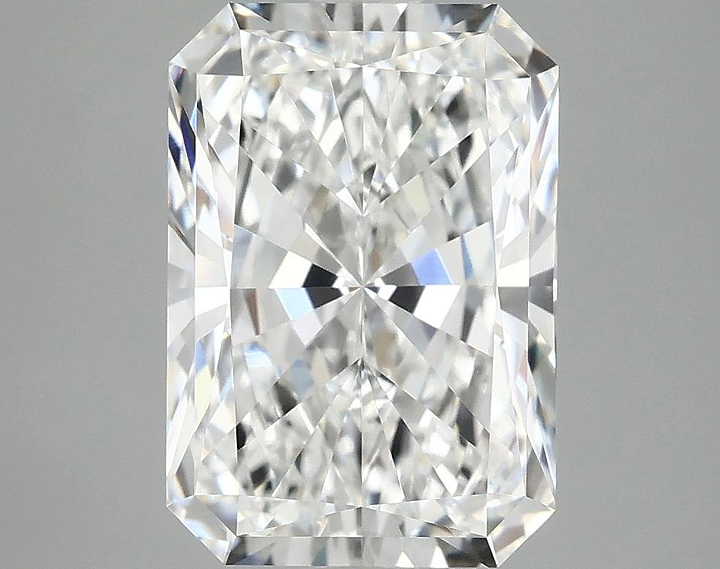 4.08 Carat Radiant Shaped Ideal Cut VVS2 IGI Certified Lab Grown Diamond